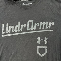 Under Armour T-Shirt Mens Size Medium Black Baseball Graphic Loose Fit Cotton