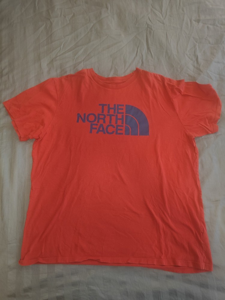 The North Face Men’s Red Graphic Logo T-Shirt XL Regular Fit