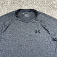 Under Armour The Tech Tee Shirt Mens Size Large Gray Short Sleeve Raglan 1326413