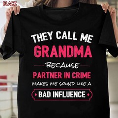 Funny Grandma Shirt – Grandma Partner In Crime T-Shirt Gift for Grandmothers