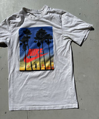 Men’s Nike T-Shirt Multicolor All-Over Spell S Swish Logo Streetwear City Sports
