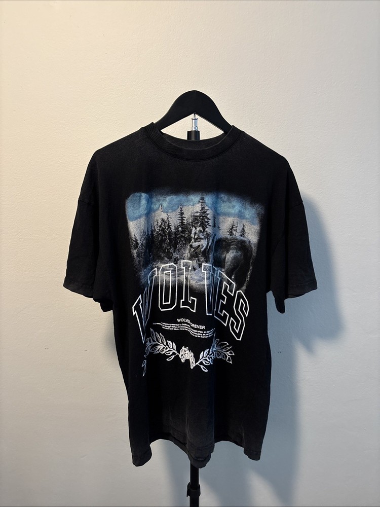 Vintage Darc Sport Wolves Club Graphic T-Shirt Black With Wolf Logo