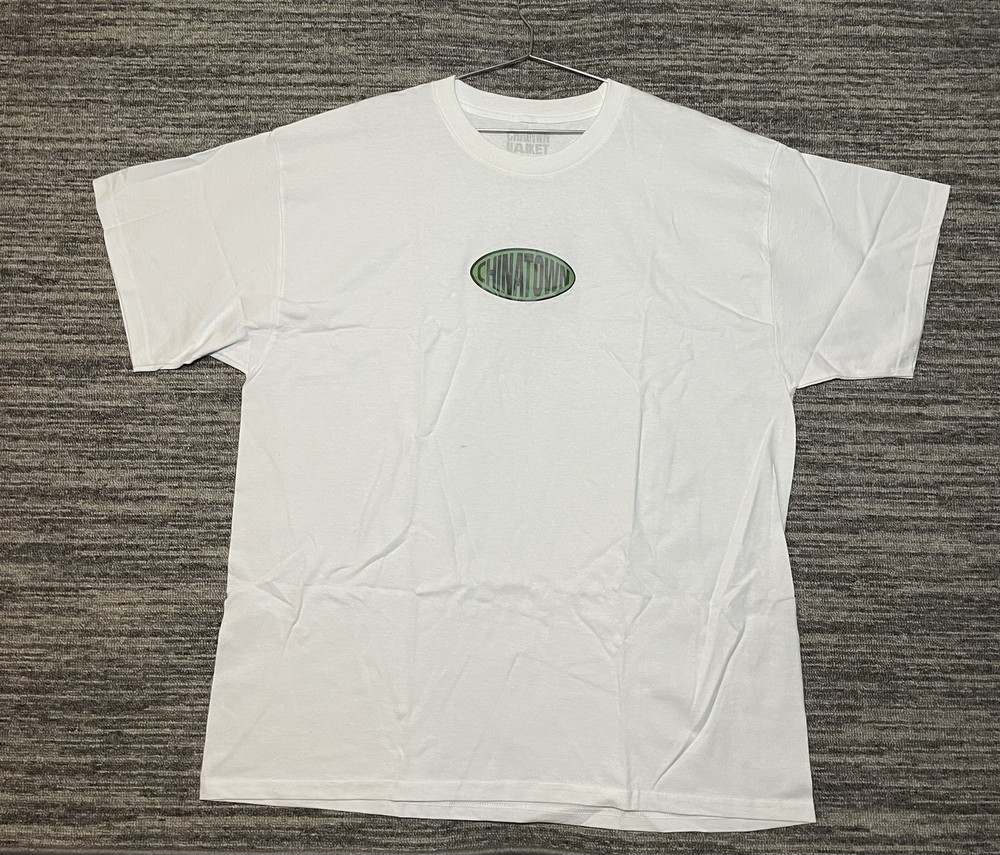 Chinatown Market T-Shirt Adult Mens Medium M White Oval logo Graphic