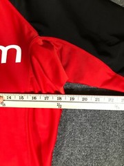 The Realm High Neck T Shirt Mens Medium Red Black Stretch Activewear Outdoor Tee