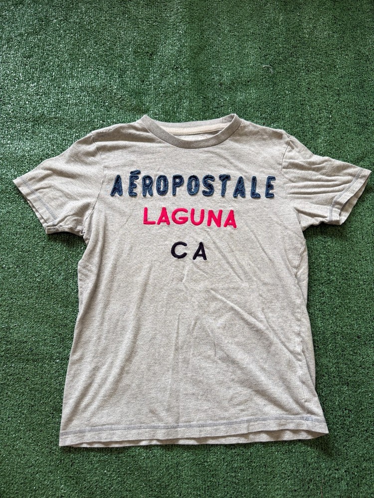 Y2K Aeropostale Laguna Beach Short Sleeve T Shirt Size S gray Embroidered Logo