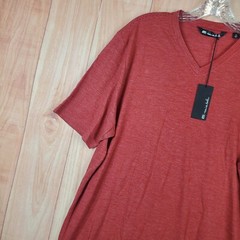 Travis Mathew Mens T Shirt Sz XL Red Pima Cotton Short Sleeve Trumbull V-Neck