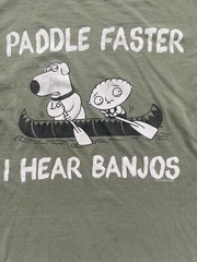 Family Guy 2010 “Paddle Faster I Hear Banjos” Green Tee Men’s Small Used