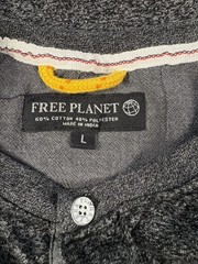 Free Planet Men’s L Gray with White Sleeve Military Style Decal T-Shirt Cotton