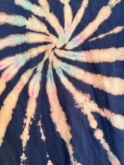 Handmade tie dye t-shirt – Gildan size L Reverse spiral – in stock