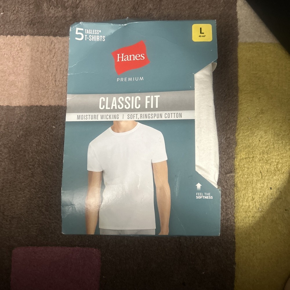 Hanes Premium Classic Fit Tagless tshirt Men’s Large 5-Pack White Moisture Wick