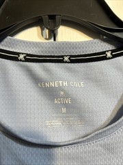 Kenneth Cole Active Short Sleeve Crew Neck T-Shirt Size M Medium Light Blue Mens