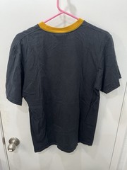 Vintage Iowa Hawkeyes Nike Team Center Swoosh Shirt Mascot Front Hit Men’s M