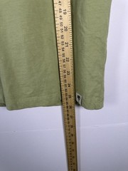 Free Planet Life Is Better In The Mountains Shirt Green Unisex XS Extra Small