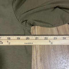 UNTUCKit Shirt Mens Small Green Long Sleeve Henley Stretch Tagless Cotton Blend