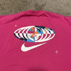 Nike Max90 T-Shirt Men’s Medium Pink Loose Fit Short Sleeve Embroidered