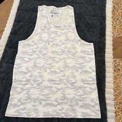 Set Of 5 Summer Shirts S/M Nicely Designed For Summer Look