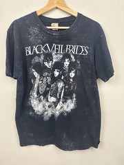 Vintage Black Veil Brides Y2K Rare Bay Island Emo Band Rock Graphic Tee Shirt Lg
