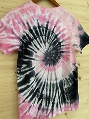 NEW Unisex Small GILDAN Soft Style Pink Black White Tie-Dye Handmade T-Shirt