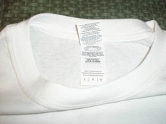 Funny T-Shirt- Realists “The Only Ones Who Really Know What’s Going On” Size L