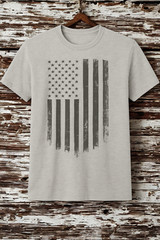 4th of July T US Flag T USA Distressed American Flag Vintage Patriotic T Shirt