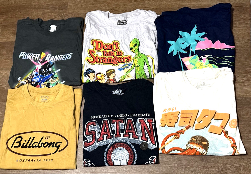 Lot Of 6 Men’s Brand New Random Graphic T-Shirts Short Sleeves Sz Small NWT 003