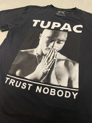 LOT OF 2 – TUPAC Rap Size Small/Medium T-Shirt Trust Nobody / All Eyez On Me