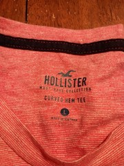 Hollister Men’s Salmon Must Have Collection Curved Hem T-shirt Size Large