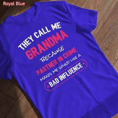 Funny Grandma Shirt – Grandma Partner In Crime T-Shirt Gift for Grandmothers
