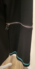 LISTEN FLAVOR Hatsune Miku 2-Way Zip Sleeve Oversized Top Black Free Size NWT