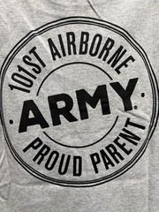 United States Army “101st AIRBORN PROUD PARENT” Gray T Shirt Tee – Sz XXL