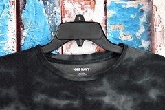 Unisex Old Navy Soft-Washed Crew-Neck T-Shirt M TAL Black Santa PRE-OWNED