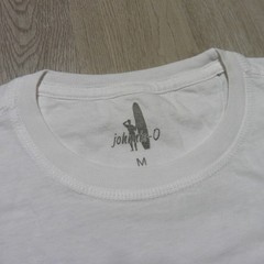 JOHNNIE-O Mens M MEDIUM T SHIRT WHITE BLUE ORANGE DALE 2.0 GOLF