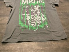 Misfits – Death Comes RIpping Vtg-Stlye T-Shirt – Men’s Punk Rock Shirt Gray