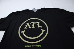 YeahBuzzy Unisex Adult’s Short Sleeve ATL Smiley Tee WR4 Black Size XL NWT