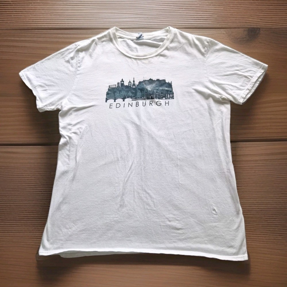 Gildan T-Shirt Mens Medium White Cotton Ring Spun Soft Edinburgh Castle Scotland