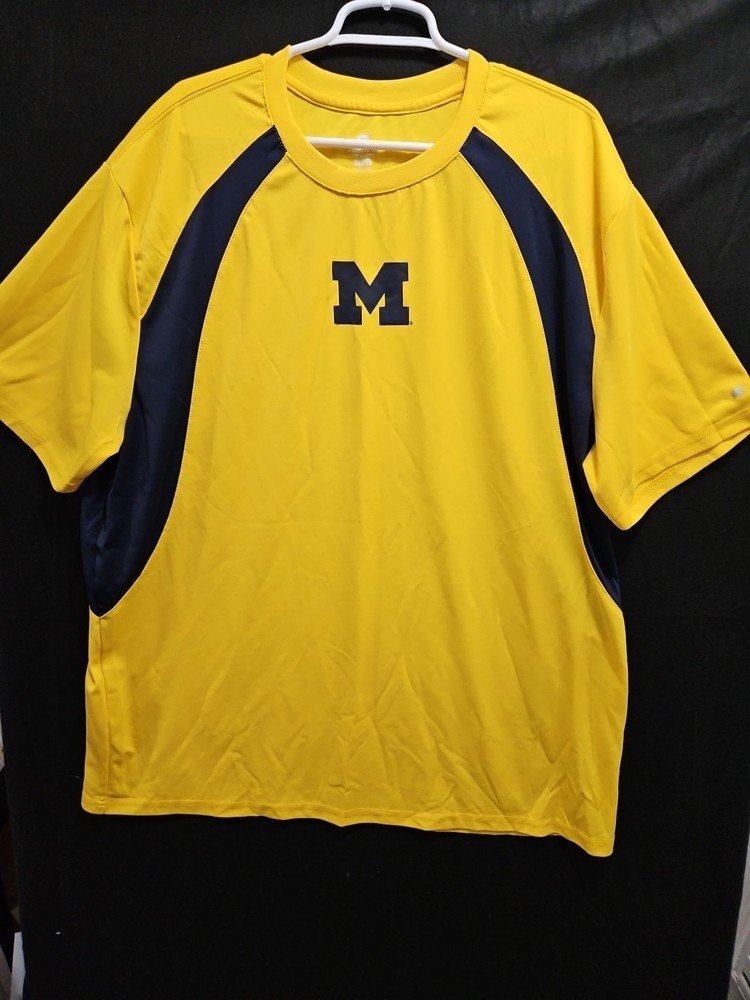 Classic University of MICHIGAN Letter Logo 2XL T-Shirt Colosseum Go BLUE