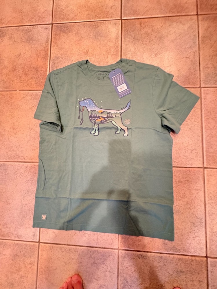 Men’s LIFE IS GOOD “DOG WITH LEASH” CRUSHER Large GREEN T-SHIRT w/ DOG