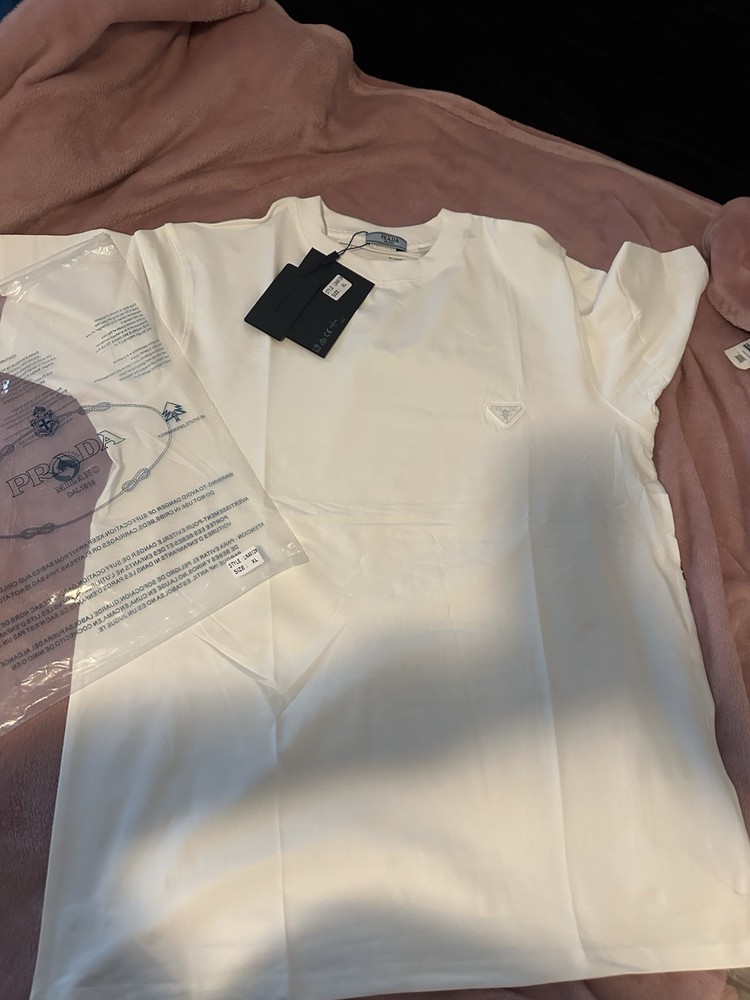 Prada Milano Men’s White Logo Graphic Crew Neck Short Sleeve T-Shirt Size S