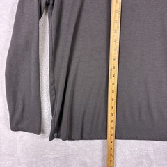 Free Fly Henley Shirt Mens M Gray Bamboo Lightweight Stretch Preppy Outdoors