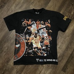 Sergio Calabasas Bulls Micheal Jordon NBA Champions Tee Men’s Medium Oversized