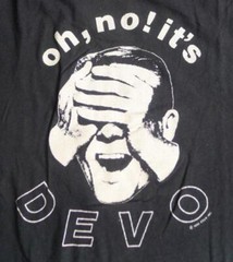 Vintage 1982 Oh No It’s Devo Pop New Wave Band Black T Shirt NG2051