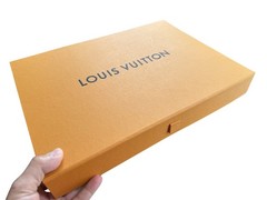 Louis Vuitton T-Shirt Embosed LV T-Shirt Size M Round Neck Inside Out Label