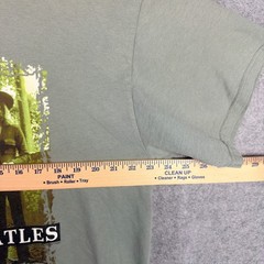 VINTAGE The Beatles T-Shirt Men Large Green 2002 Apple Corps Graphic Band Tee