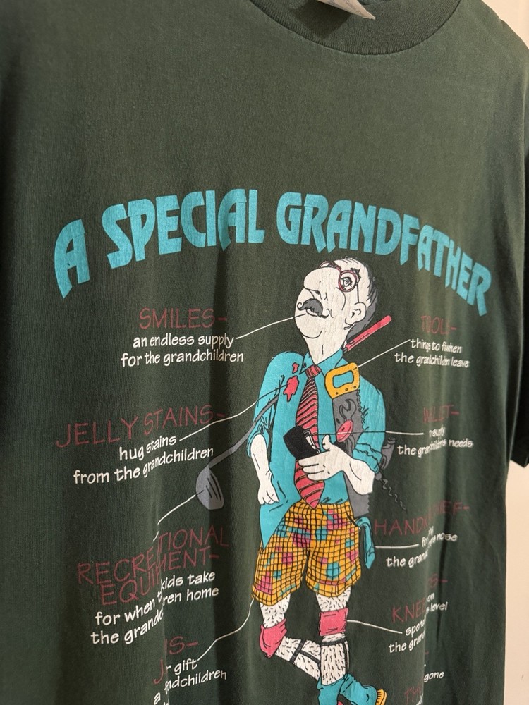 Vintage Unisex A Special Grandfather Graphic T-Shirt Funny Green Retro Novelty