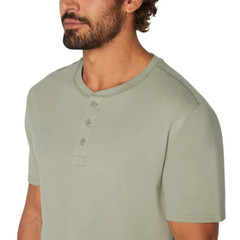 GAP Men’s Short Sleeve Henley Tee