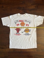 1991 lakers vs bulls nba finals tee size XL measurements pictured