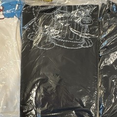 Uniqlo UT KAWS x Sesame Street Graphic Tee Lot – 5 Tees Size Large