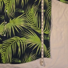 Seattle Seahawks Hawaiian Shirt Mens 3XL NFL Team Apparel Button Up Green