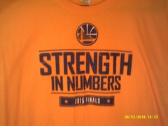 JEERZEE “Golden State Warriors Strength in Number Tee” MENS GOLD T-SHIRT XL