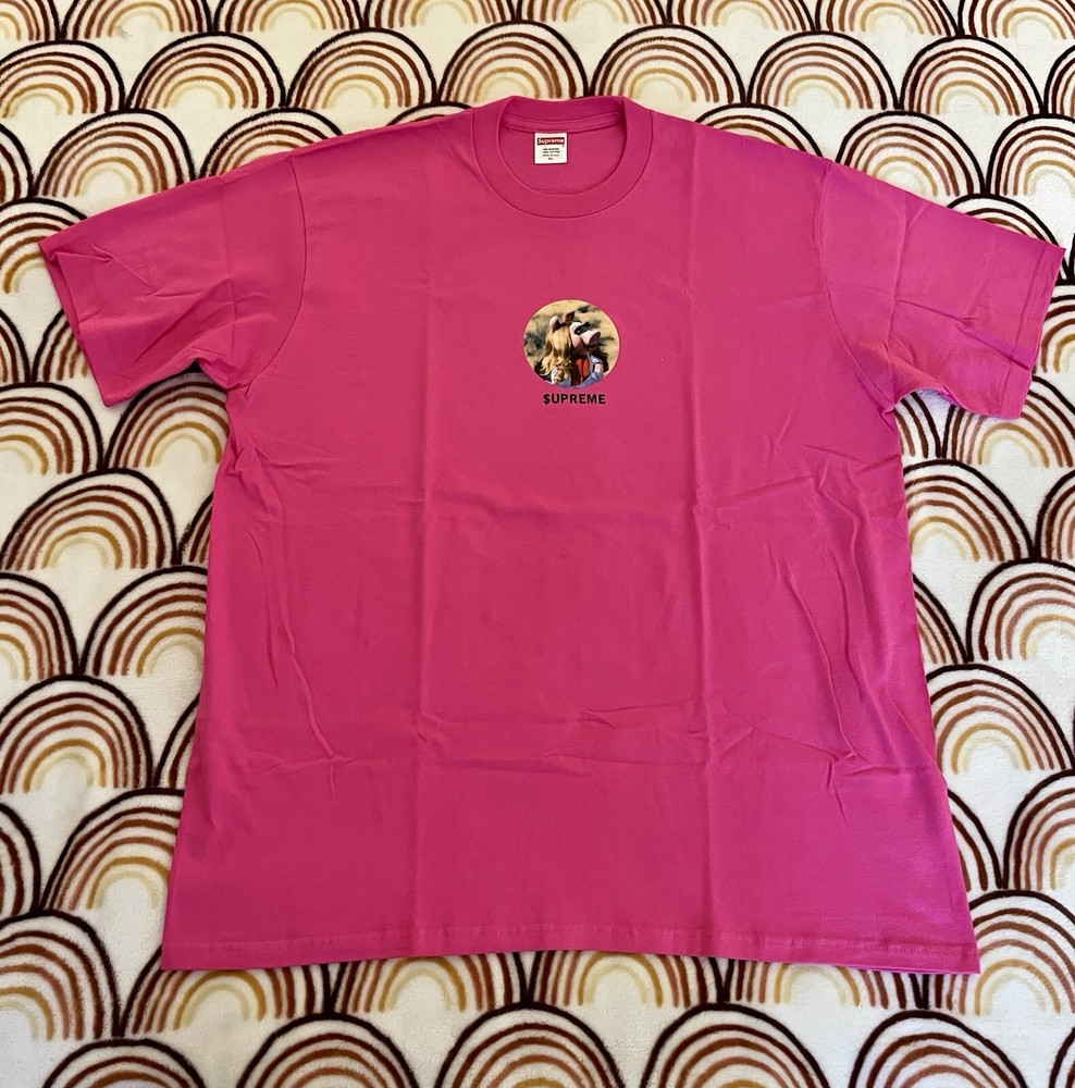 Supreme The Muppets Miss Piggy ‘Kissy Kissy’ Fuchsia Men’s Size XL